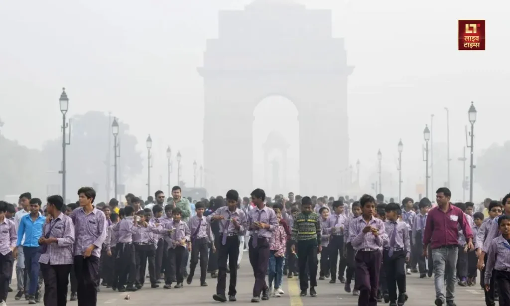 Delhi-NCR Air Pollution And AQI schools colleges reopen GRAP-4