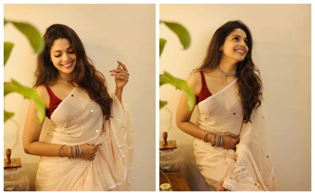  Pooja Sawant Traditional Saree Collection