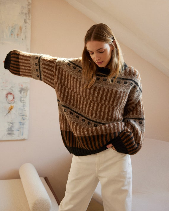 Top 10 Sweater Design - Oversized Sweater