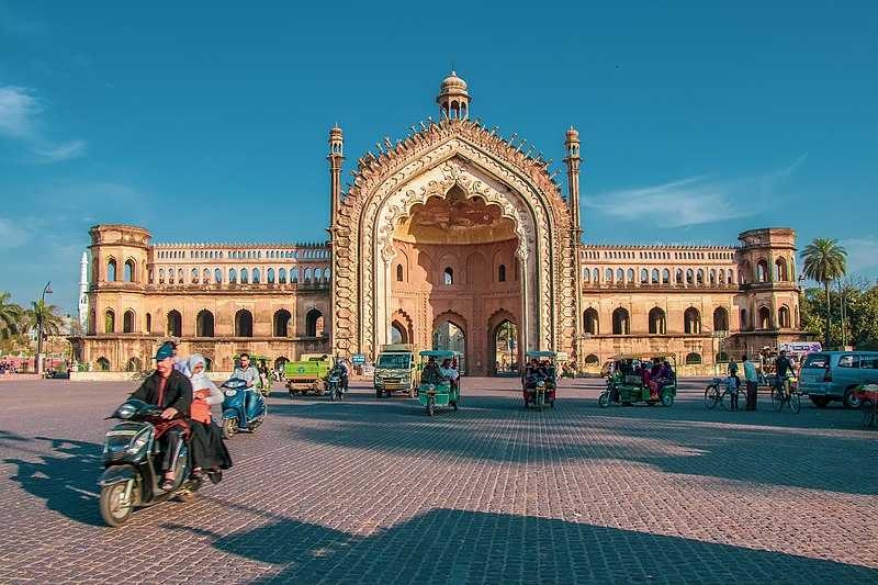 Rumi Darwaza - Live Times