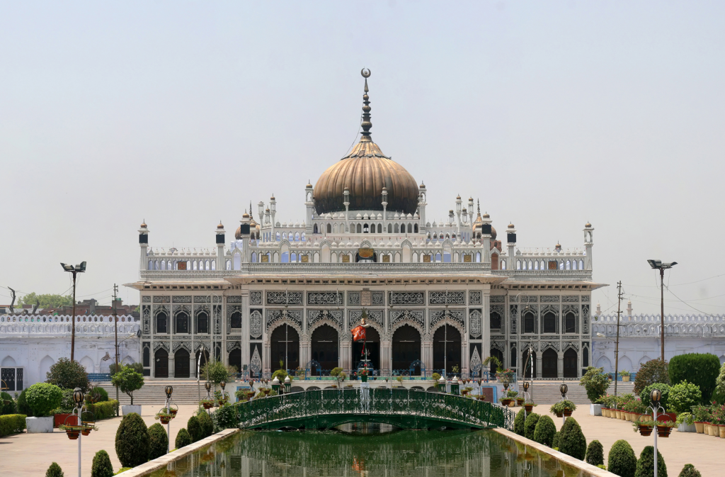 Chhota Imambara - Live Times