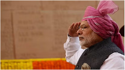 PM Modi wore pink colored turban - Live Times